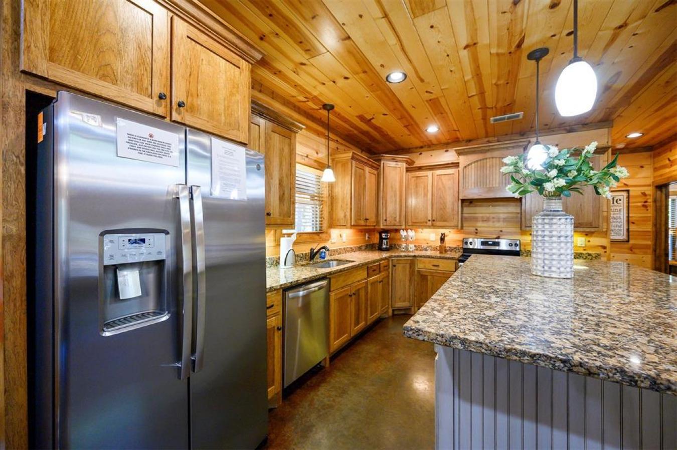 Broken Bow, McCurtain, 74728, United States, 4 Bedrooms Bedrooms, ,2 BathroomsBathrooms,Residential,For Sale,2010472