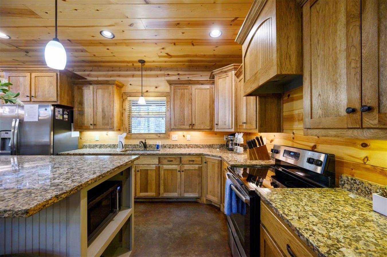 Broken Bow, McCurtain, 74728, United States, 4 Bedrooms Bedrooms, ,2 BathroomsBathrooms,Residential,For Sale,2010472