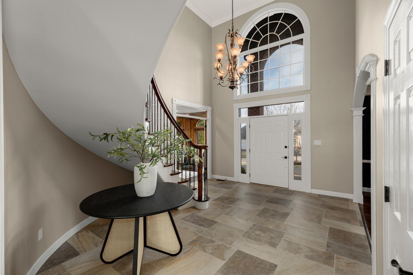 Chesterfield, Missouri, 63005, United States, 5 Bedrooms Bedrooms, ,5 BathroomsBathrooms,Residential,For Sale,2010470