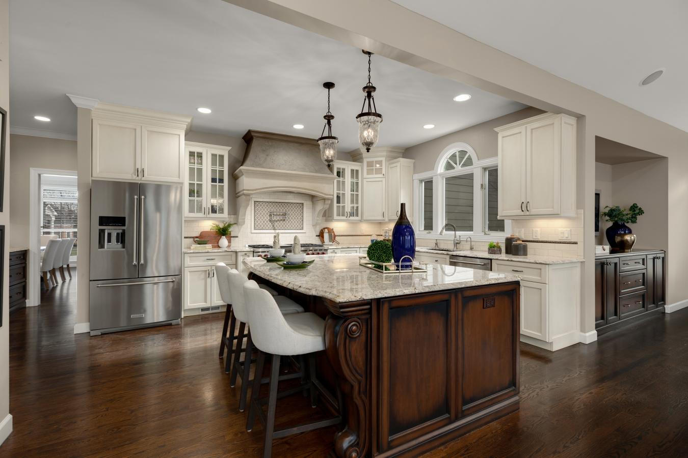 Chesterfield, Missouri, 63005, United States, 5 Bedrooms Bedrooms, ,5 BathroomsBathrooms,Residential,For Sale,2010470