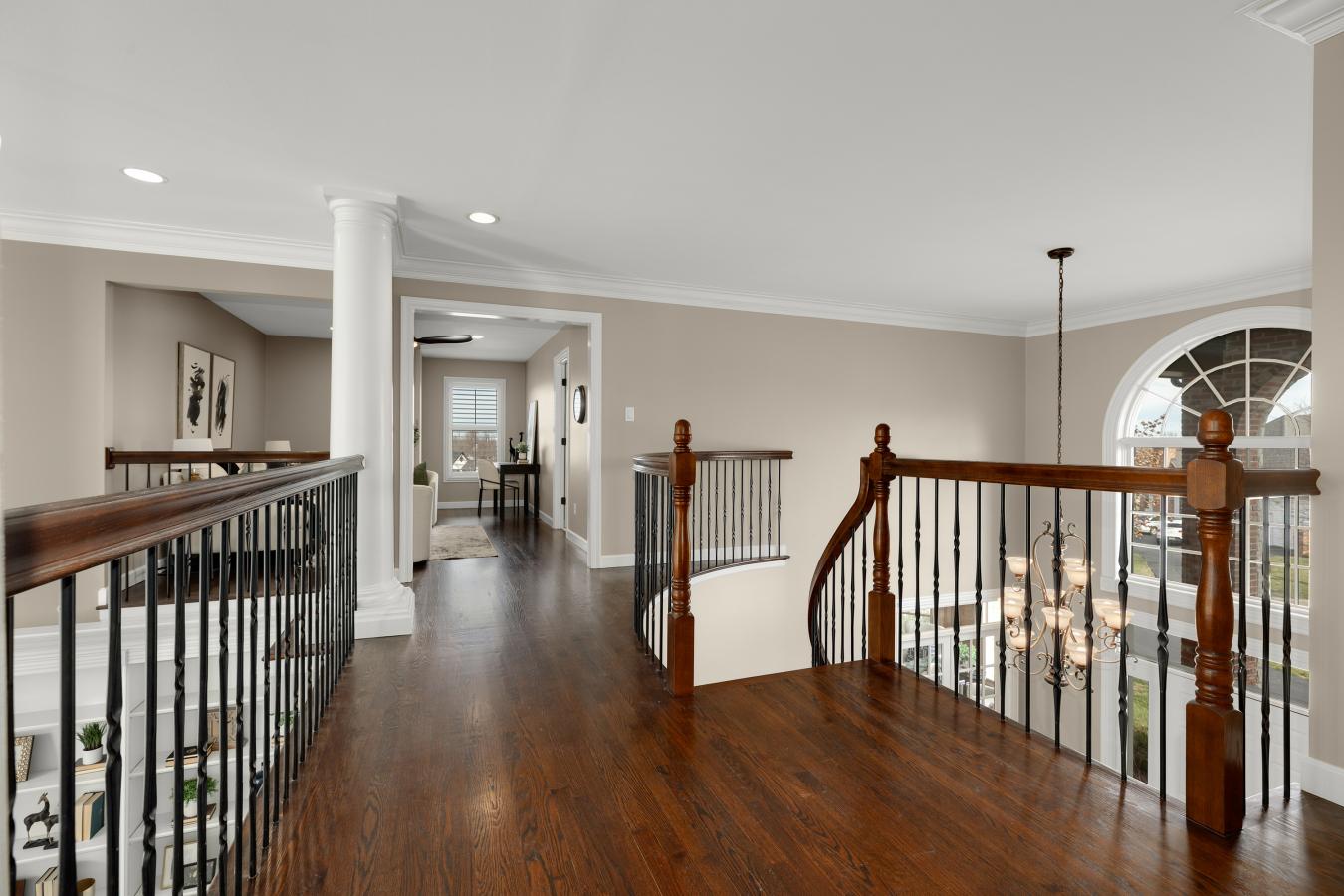 Chesterfield, Missouri, 63005, United States, 5 Bedrooms Bedrooms, ,5 BathroomsBathrooms,Residential,For Sale,2010470