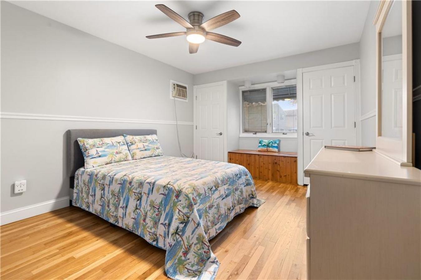 Staten Island, Staten Island, 10309, United States, ,Residential,For Sale,2010469