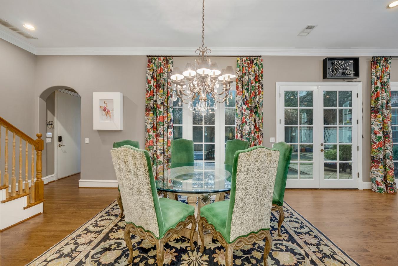 Dallas, Dallas, 75231, United States, 5 Bedrooms Bedrooms, ,4 BathroomsBathrooms,Residential,For Sale,2010468