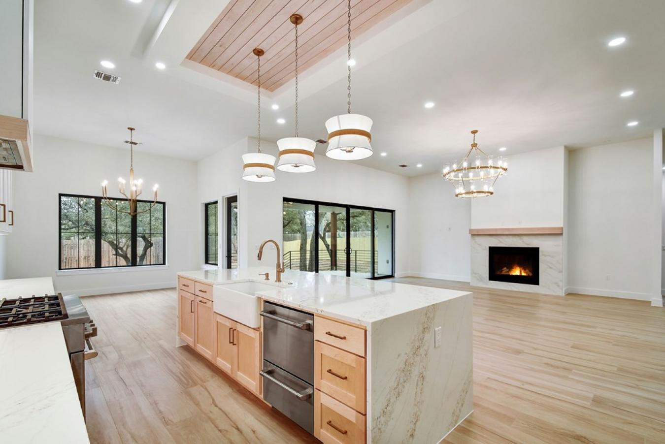 Fredericksburg, Gillespie, 78624, United States, 4 Bedrooms Bedrooms, ,-4 BathroomBathrooms,Residential,For Sale,2010466