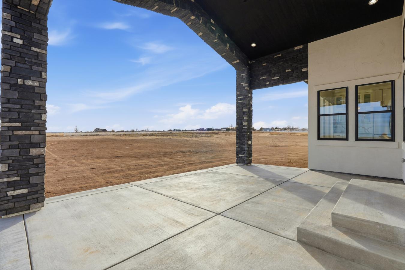 Brighton, Adams, 80603, United States, 6 Bedrooms Bedrooms, ,5 BathroomsBathrooms,Residential,For Sale,2010467