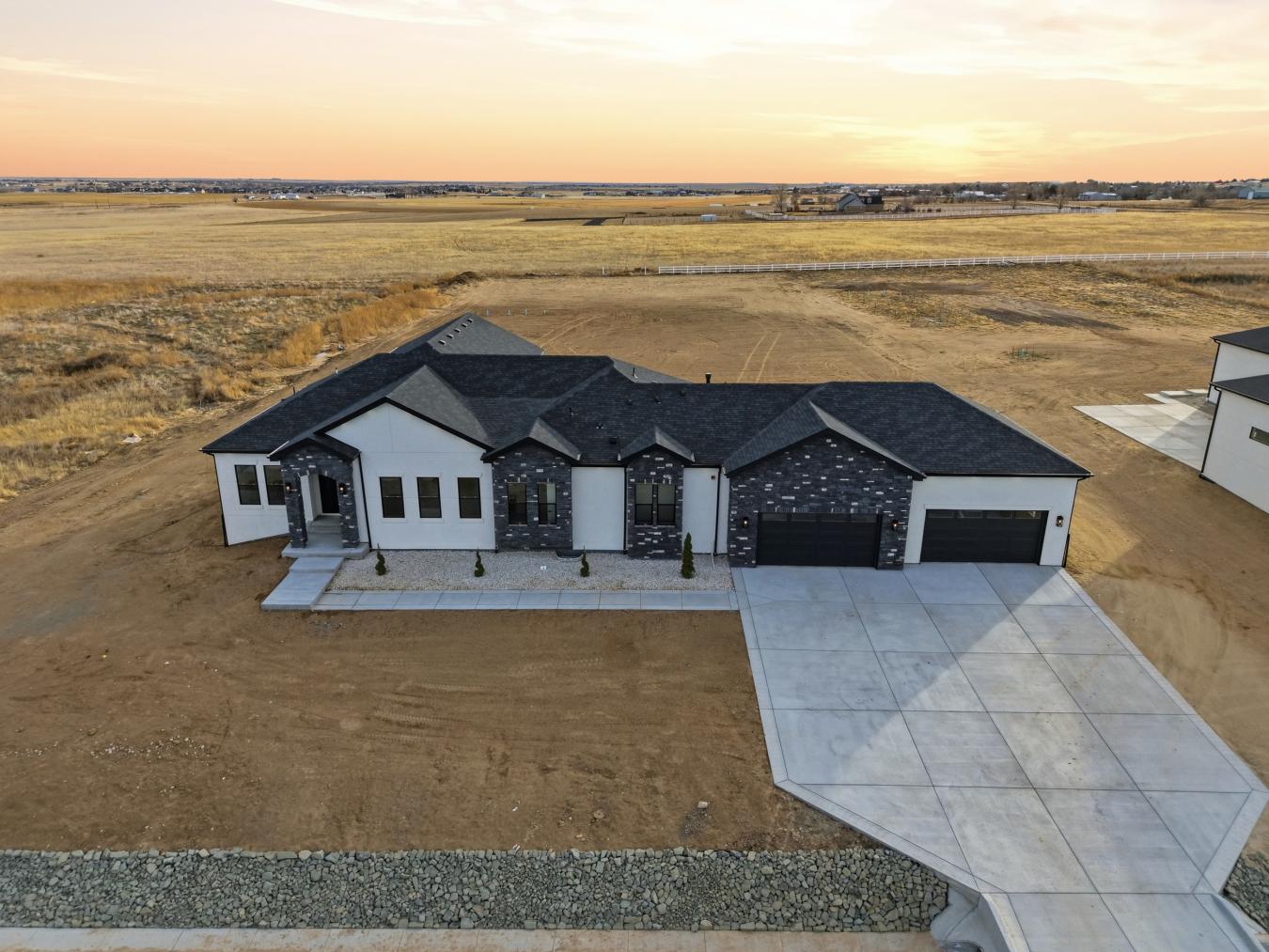 Brighton, Adams, 80603, United States, 6 Bedrooms Bedrooms, ,5 BathroomsBathrooms,Residential,For Sale,2010467