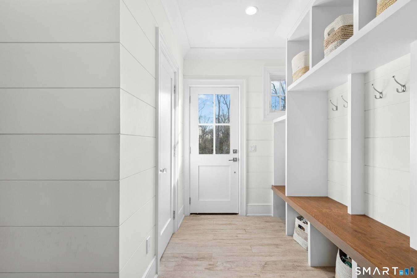 New Canaan, Connecticut, 06840, United States, 5 Bedrooms Bedrooms, ,6 BathroomsBathrooms,Residential,For Sale,2010465