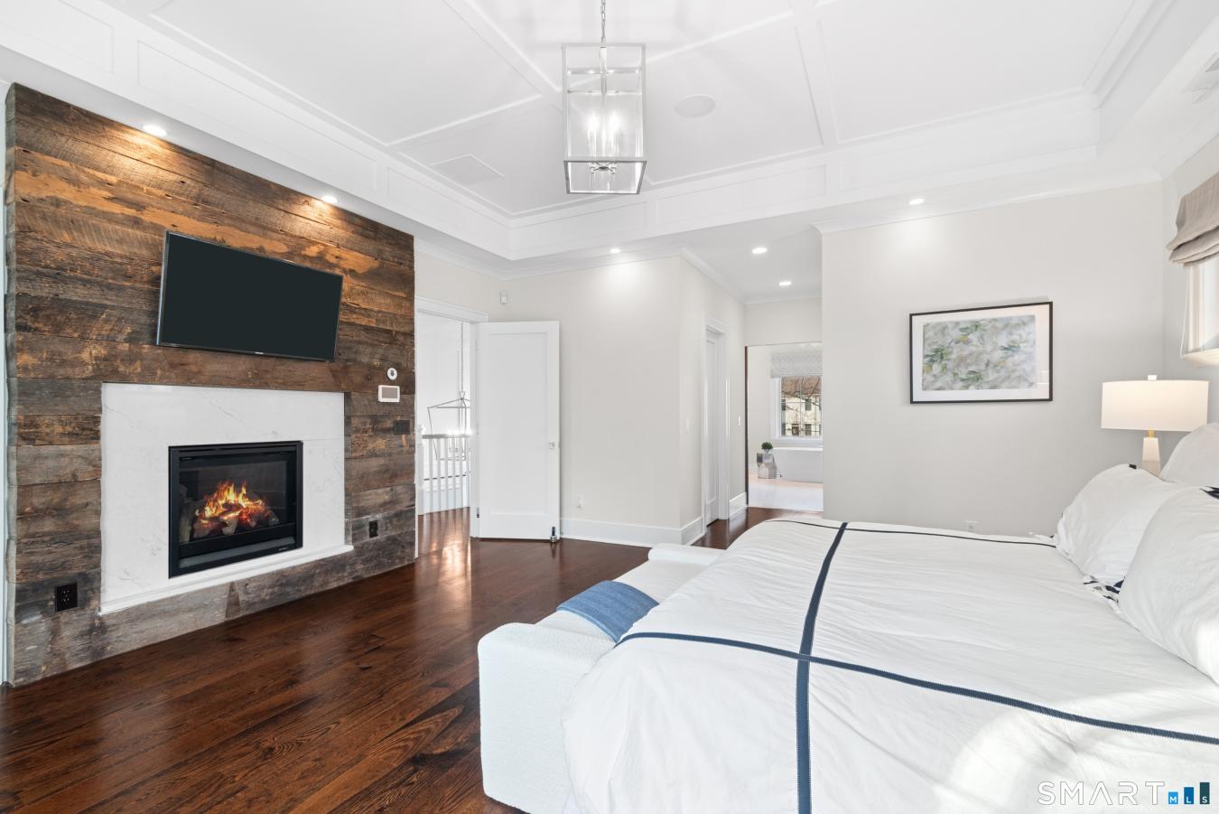 New Canaan, Connecticut, 06840, United States, 5 Bedrooms Bedrooms, ,6 BathroomsBathrooms,Residential,For Sale,2010465