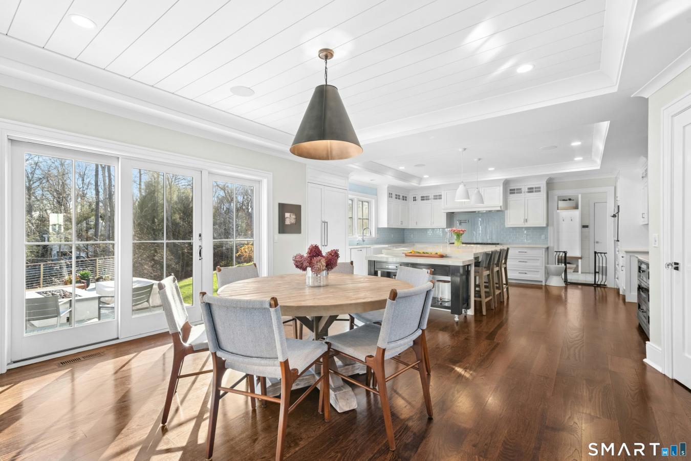 New Canaan, Connecticut, 06840, United States, 5 Bedrooms Bedrooms, ,6 BathroomsBathrooms,Residential,For Sale,2010465