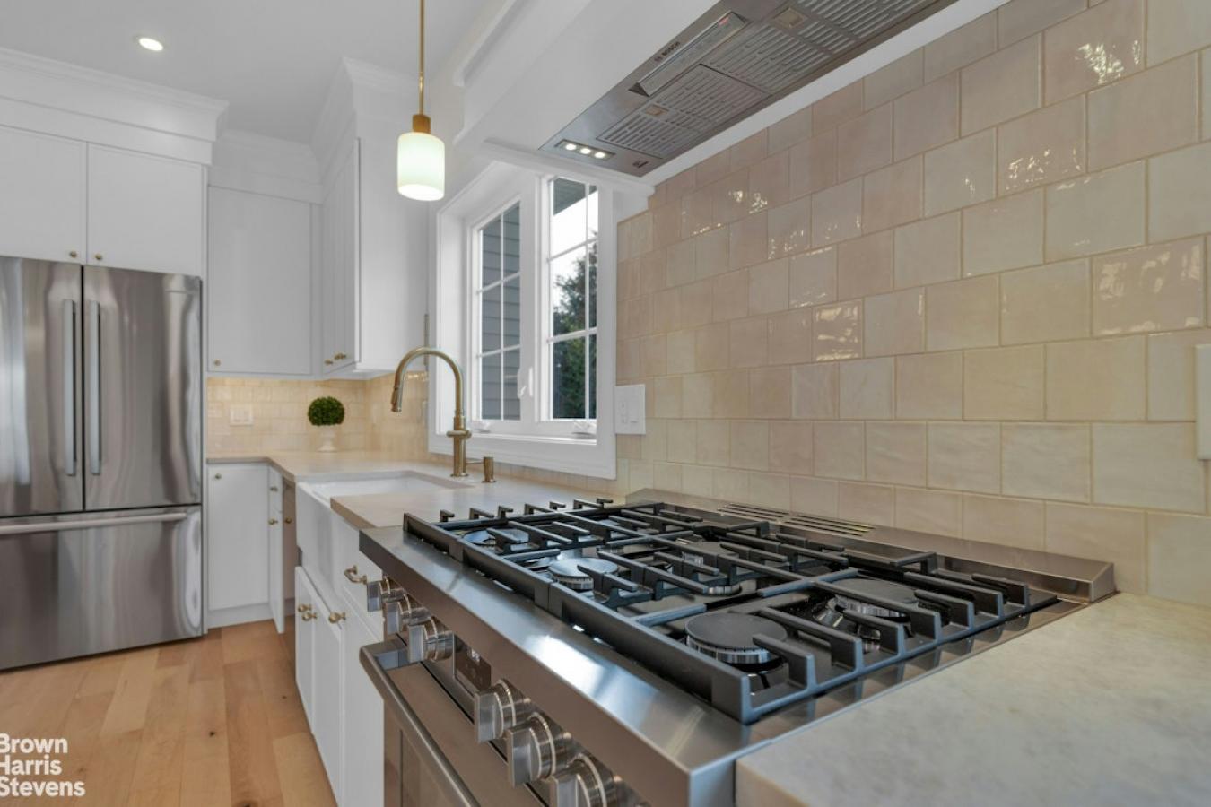 Asbury Park, New Jersey, 08750, United States, 5 Bedrooms Bedrooms, ,3 BathroomsBathrooms,Residential,For Sale,2010464