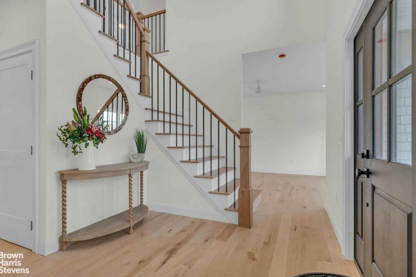 Asbury Park, New Jersey, 08750, United States, 5 Bedrooms Bedrooms, ,3 BathroomsBathrooms,Residential,For Sale,2010464