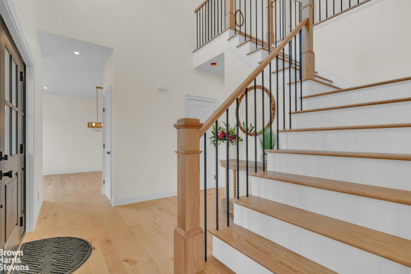 Asbury Park, New Jersey, 08750, United States, 5 Bedrooms Bedrooms, ,3 BathroomsBathrooms,Residential,For Sale,2010464