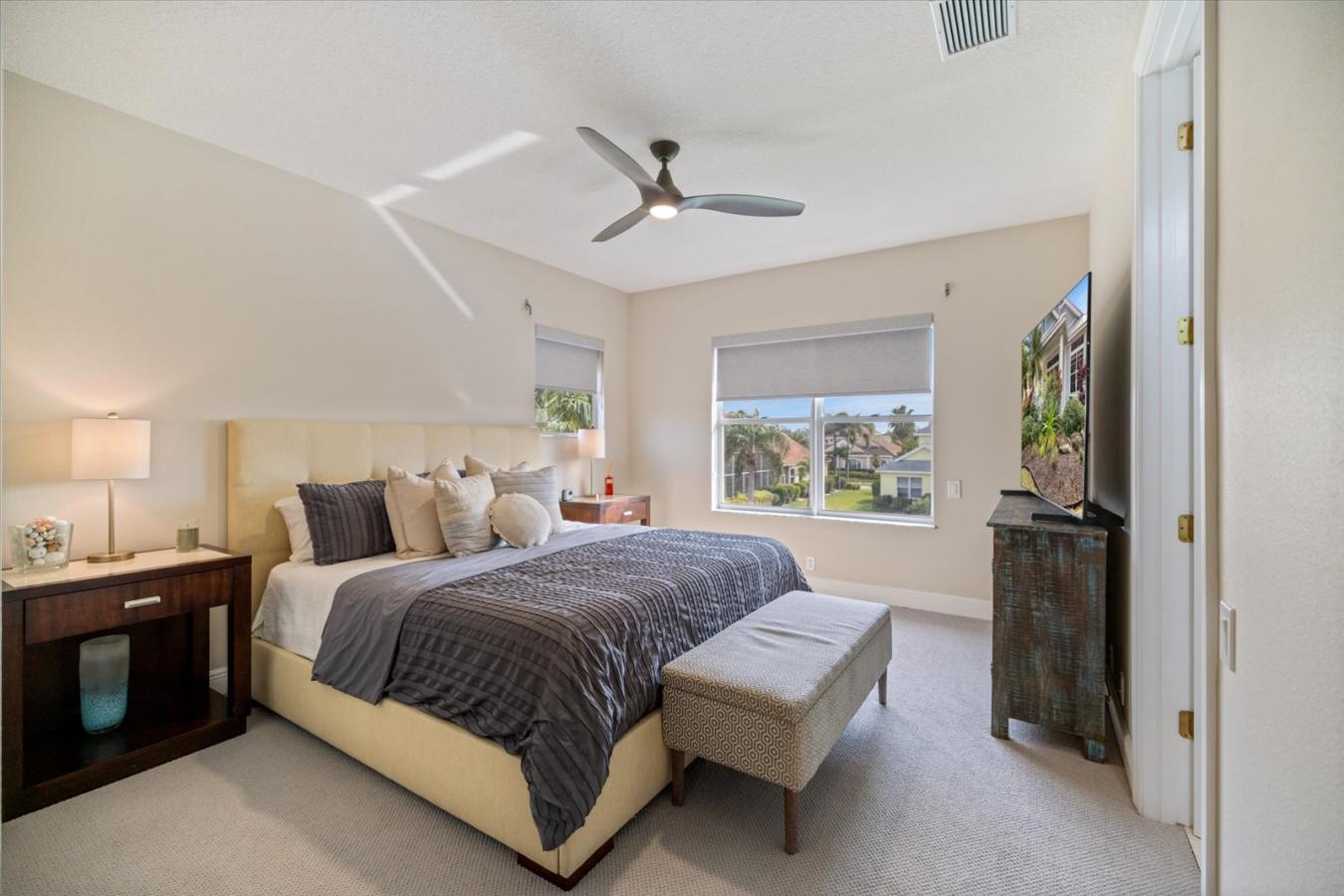 Sarasota, Sarasota, 34238, United States, 4 Bedrooms Bedrooms, ,3 BathroomsBathrooms,Residential,For Sale,2010871