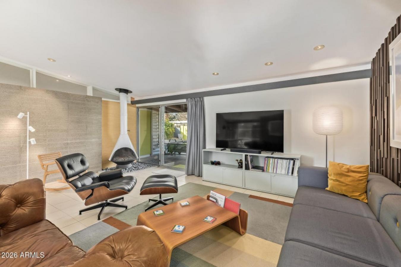 Phoenix, Maricopa, 85021, United States, 4 Bedrooms Bedrooms, ,3 BathroomsBathrooms,Residential,For Sale,2010870