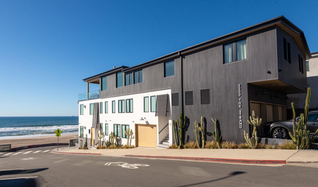 Manhattan Beach, Los Angeles, 90266, United States, 2 Bedrooms Bedrooms, ,2 BathroomsBathrooms,Residential,For Sale,2010869