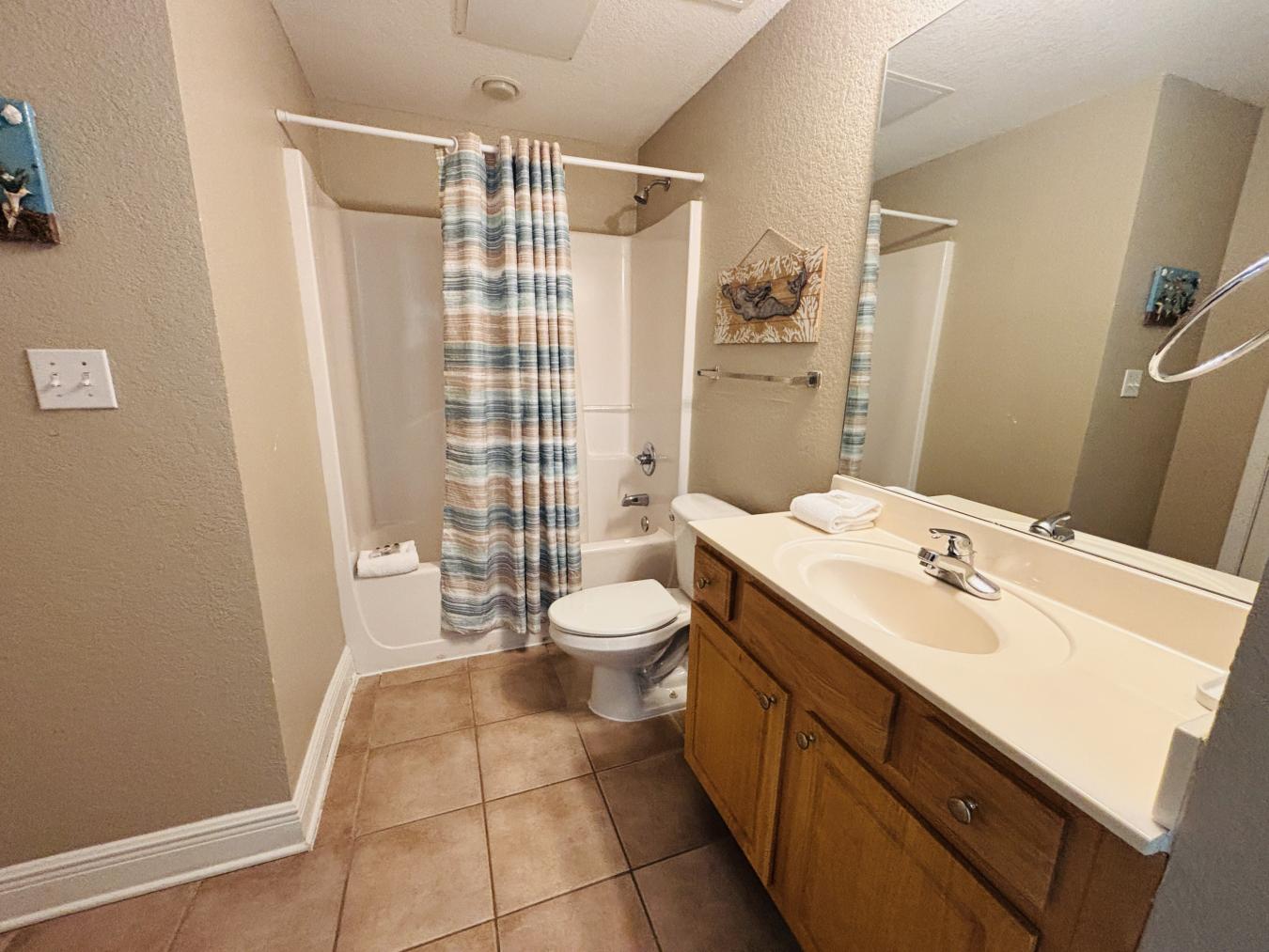 Gulf Shores, Baldwin, 36561, United States, 2 Bedrooms Bedrooms, ,2 BathroomsBathrooms,Residential,For Sale,2010456