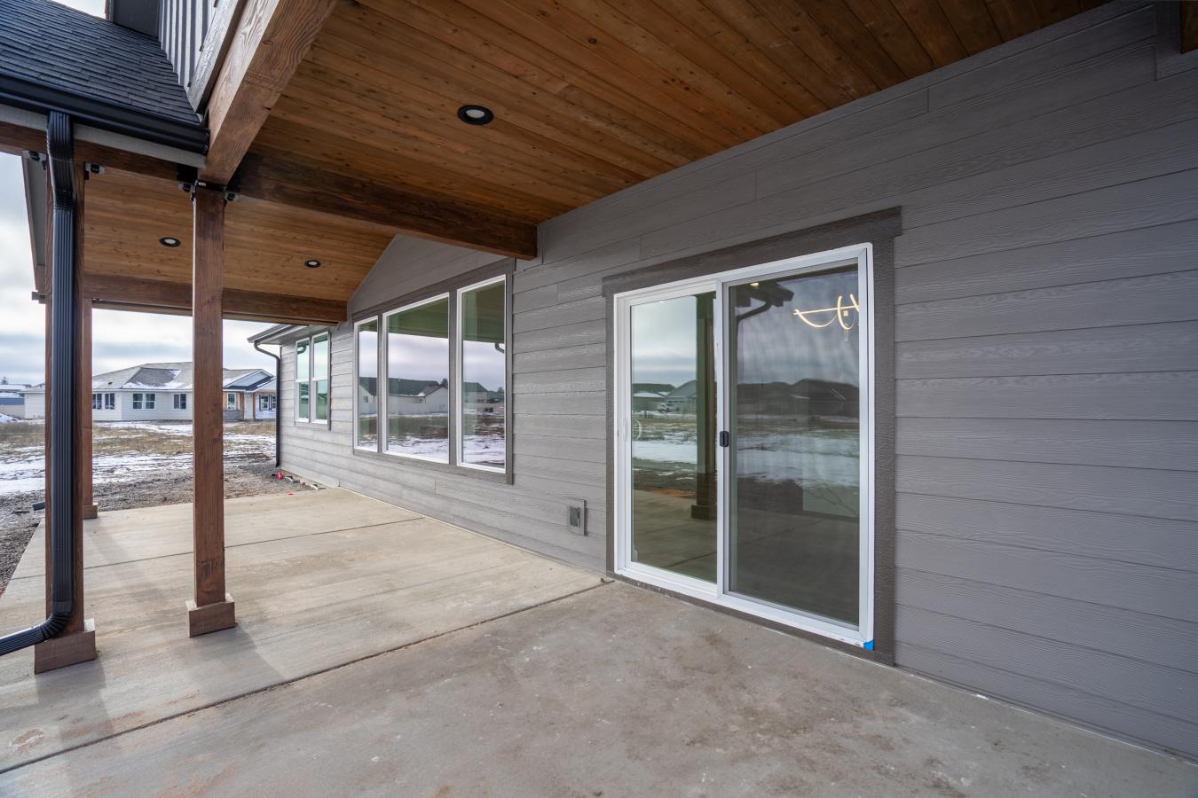 Post Falls, Idaho, 83854, United States, 4 Bedrooms Bedrooms, ,3 BathroomsBathrooms,Residential,For Sale,2010867