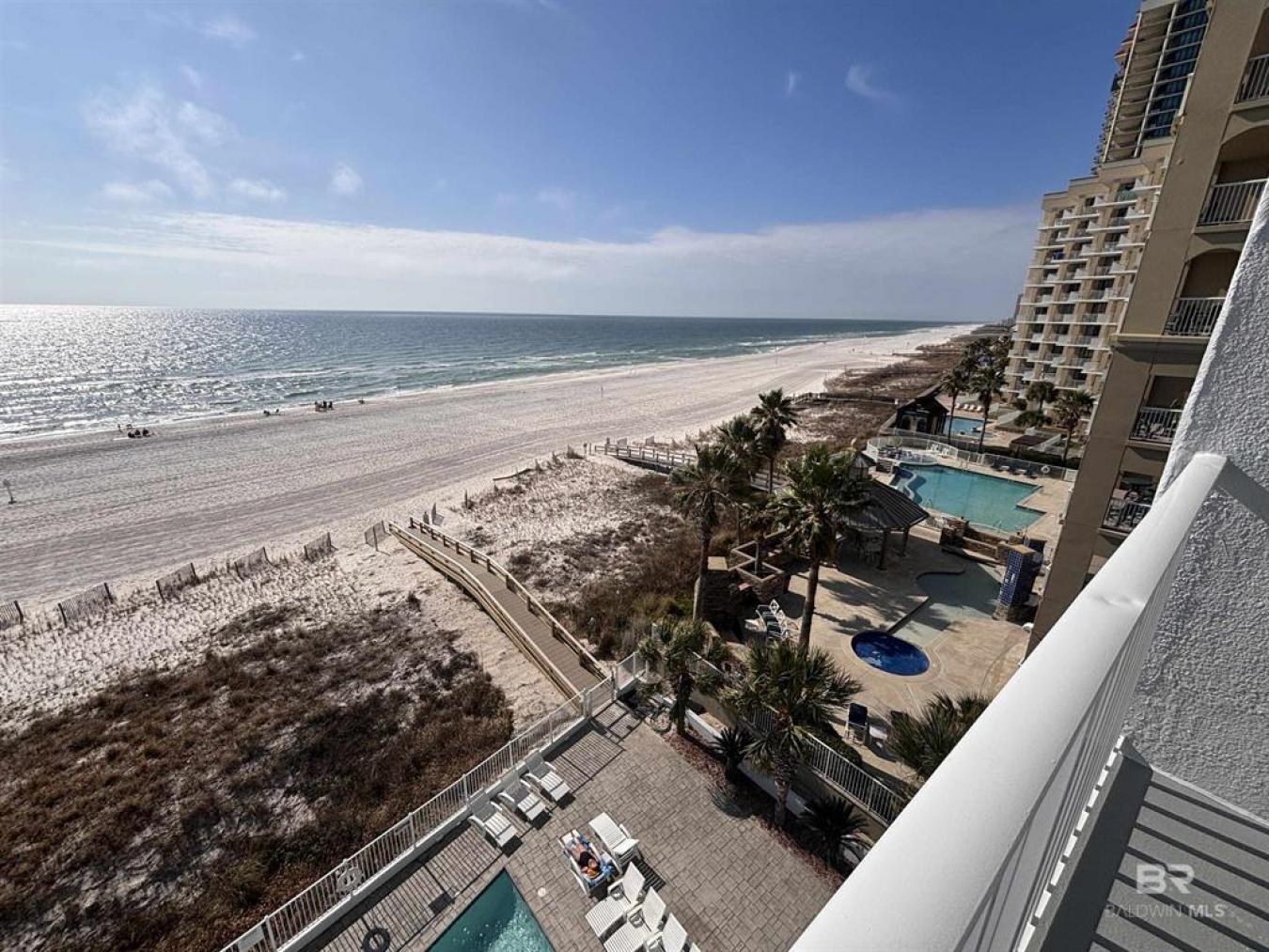Great Price on this Extremely Clean and Well Maintained 1 Bedroom, 1 B – image 19