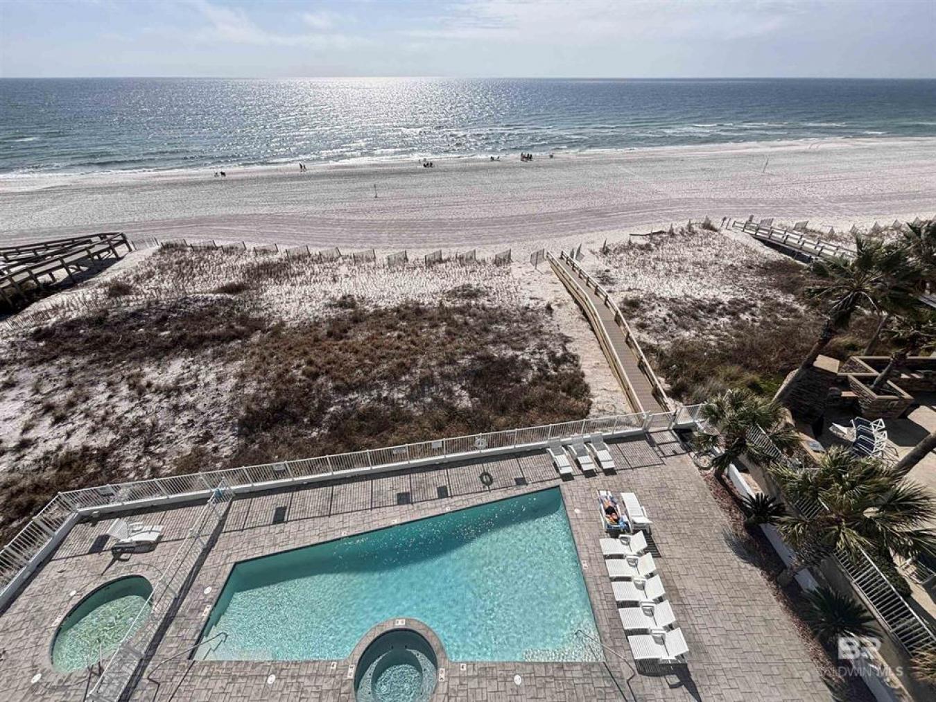 Great Price on this Extremely Clean and Well Maintained 1 Bedroom, 1 B – image 20