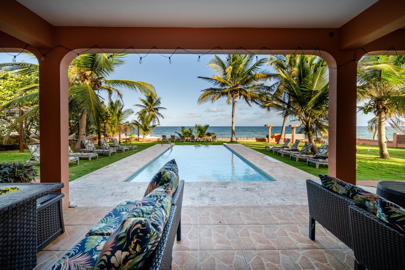 Yabucoa, 00767, Puerto Rico, 6 Bedrooms Bedrooms, ,4 BathroomsBathrooms,Residential,For Sale,2010865