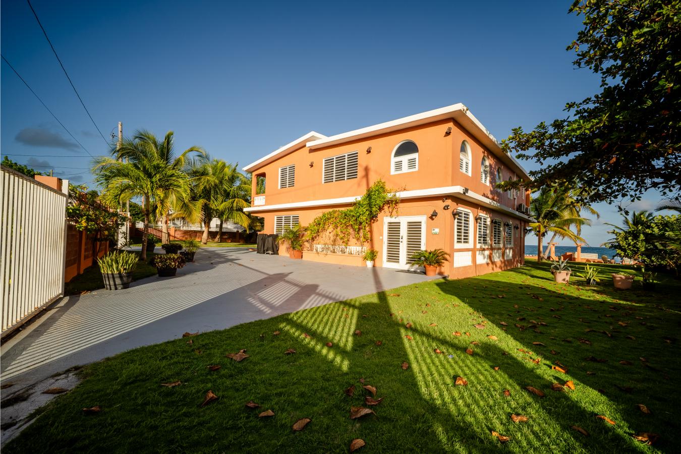 Yabucoa, 00767, Puerto Rico, 6 Bedrooms Bedrooms, ,4 BathroomsBathrooms,Residential,For Sale,2010865