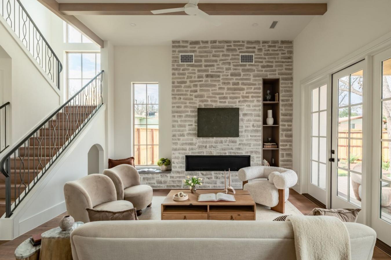 Austin, Travis, 78704, United States, 4 Bedrooms Bedrooms, ,3 BathroomsBathrooms,Residential,For Sale,2010861