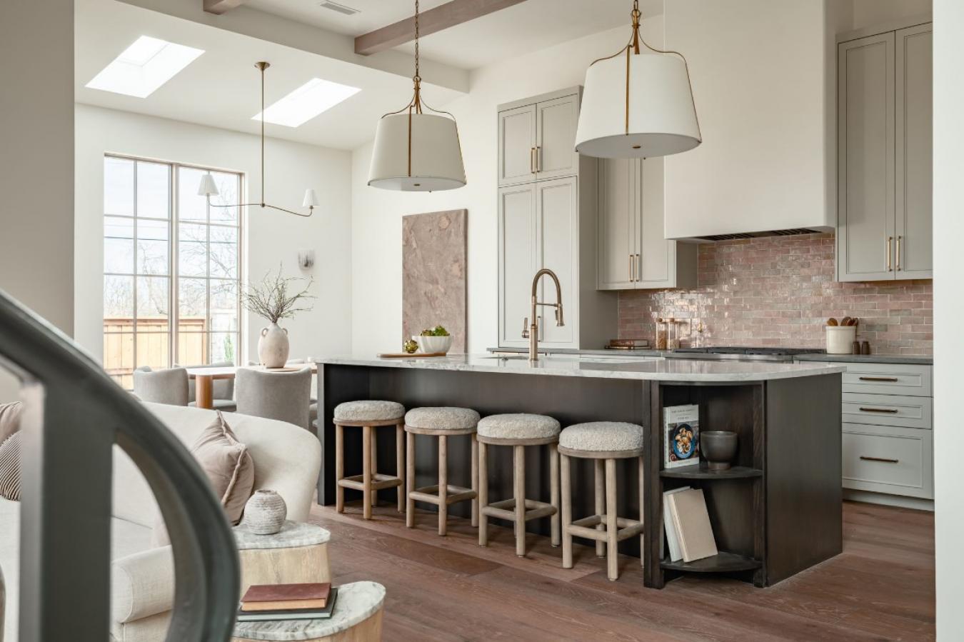 Austin, Travis, 78704, United States, 4 Bedrooms Bedrooms, ,3 BathroomsBathrooms,Residential,For Sale,2010861