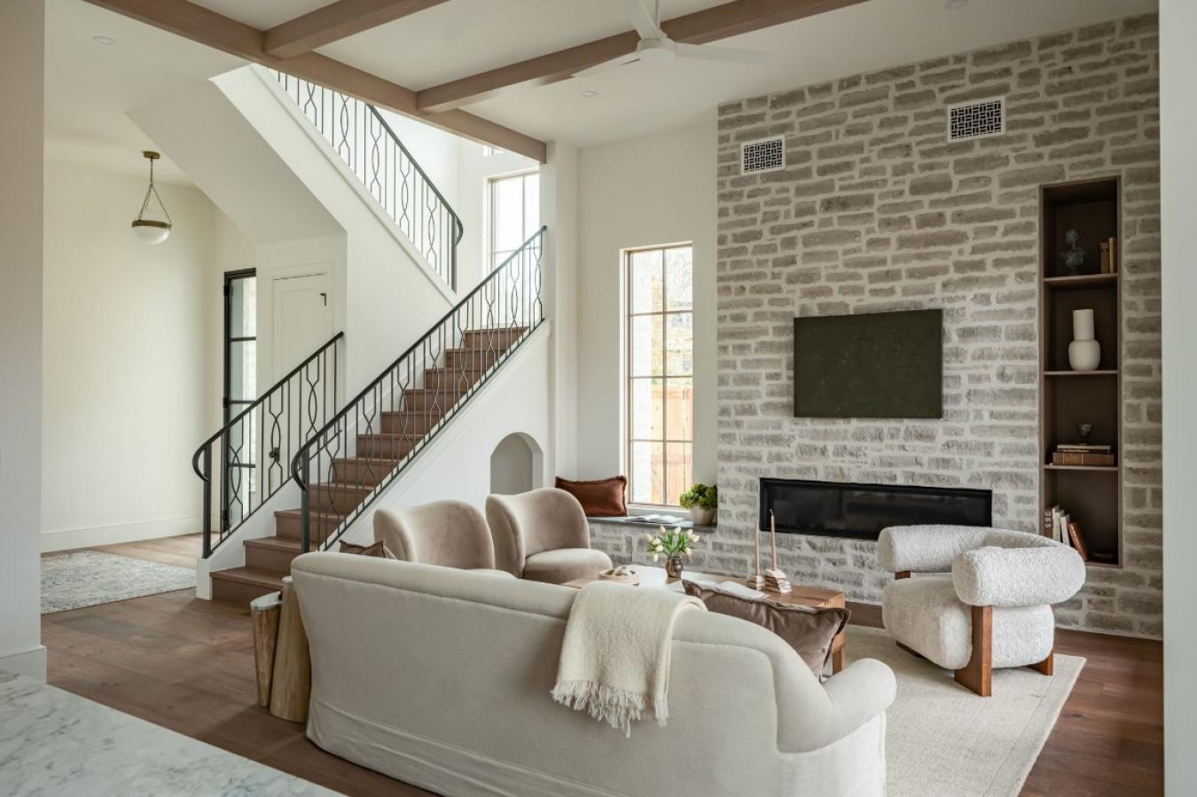 Austin, Travis, 78704, United States, 4 Bedrooms Bedrooms, ,3 BathroomsBathrooms,Residential,For Sale,2010861