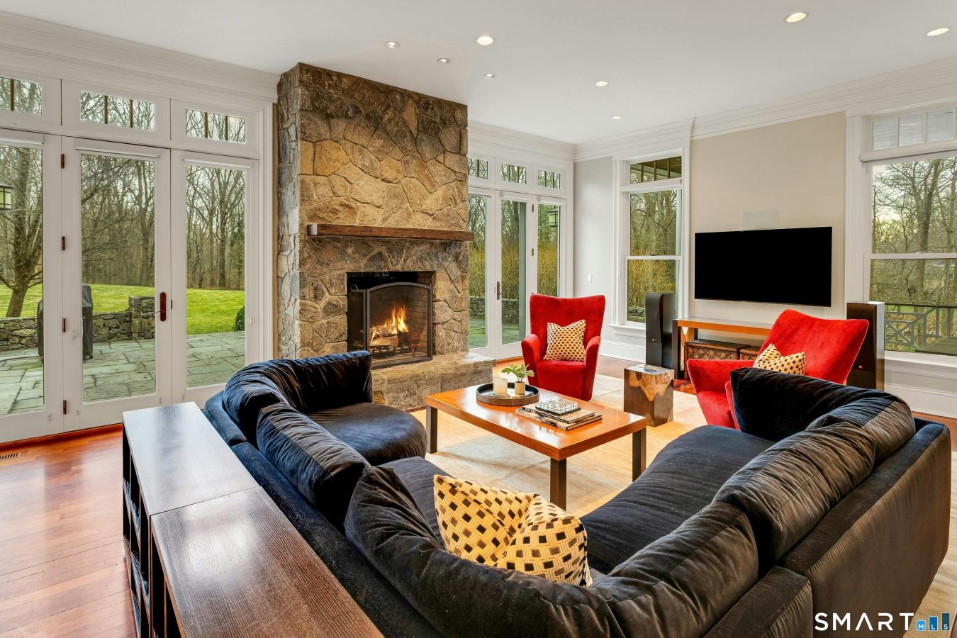 New Canaan, Connecticut, 06840, United States, 5 Bedrooms Bedrooms, ,4 BathroomsBathrooms,Residential,For Sale,2010859