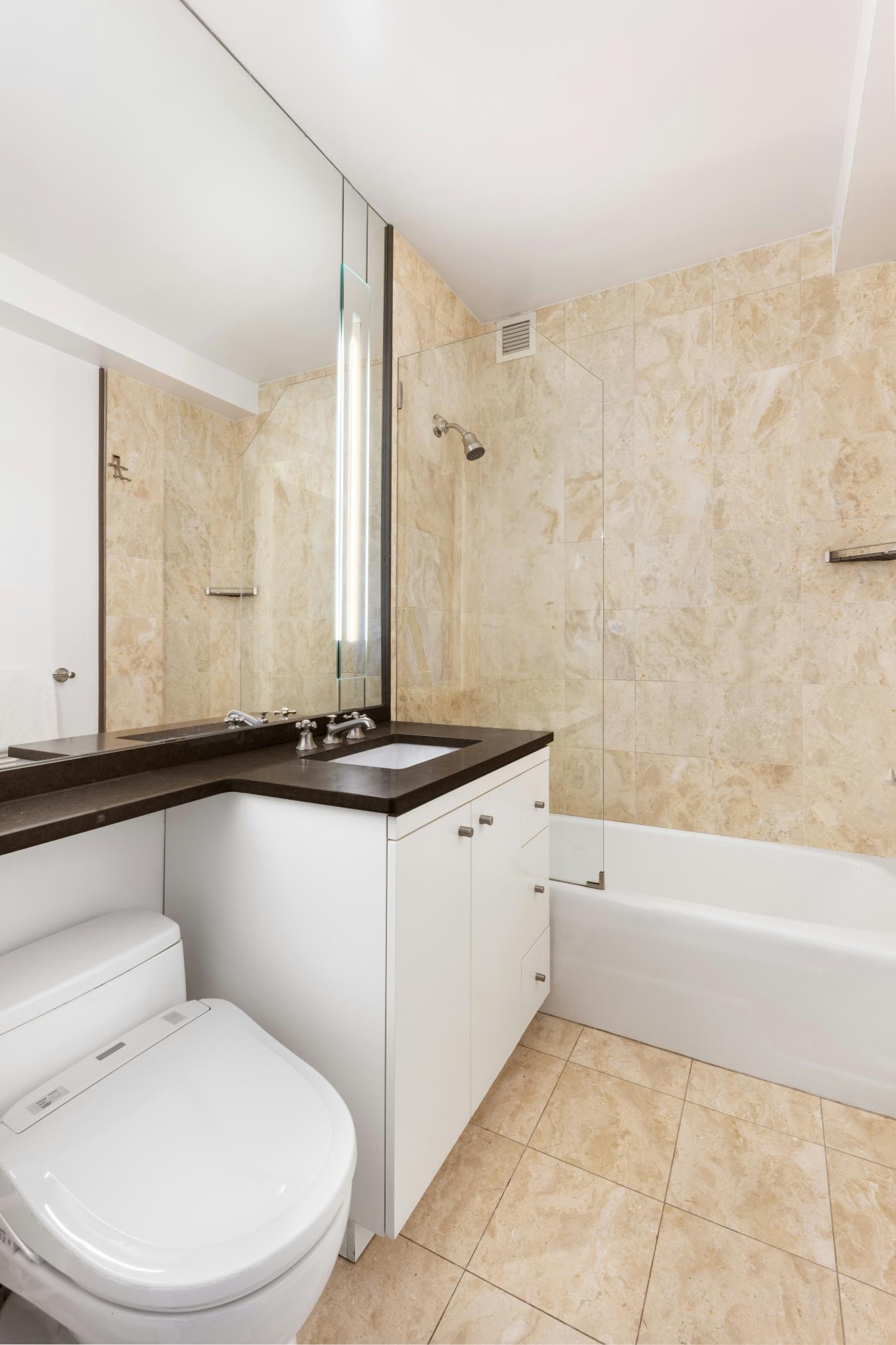 Financial District, New York, 10004, United States, 3 Bedrooms Bedrooms, ,3 BathroomsBathrooms,Residential,For Sale,2010858