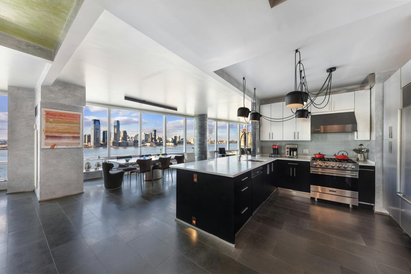 Financial District, New York, 10004, United States, 3 Bedrooms Bedrooms, ,3 BathroomsBathrooms,Residential,For Sale,2010858