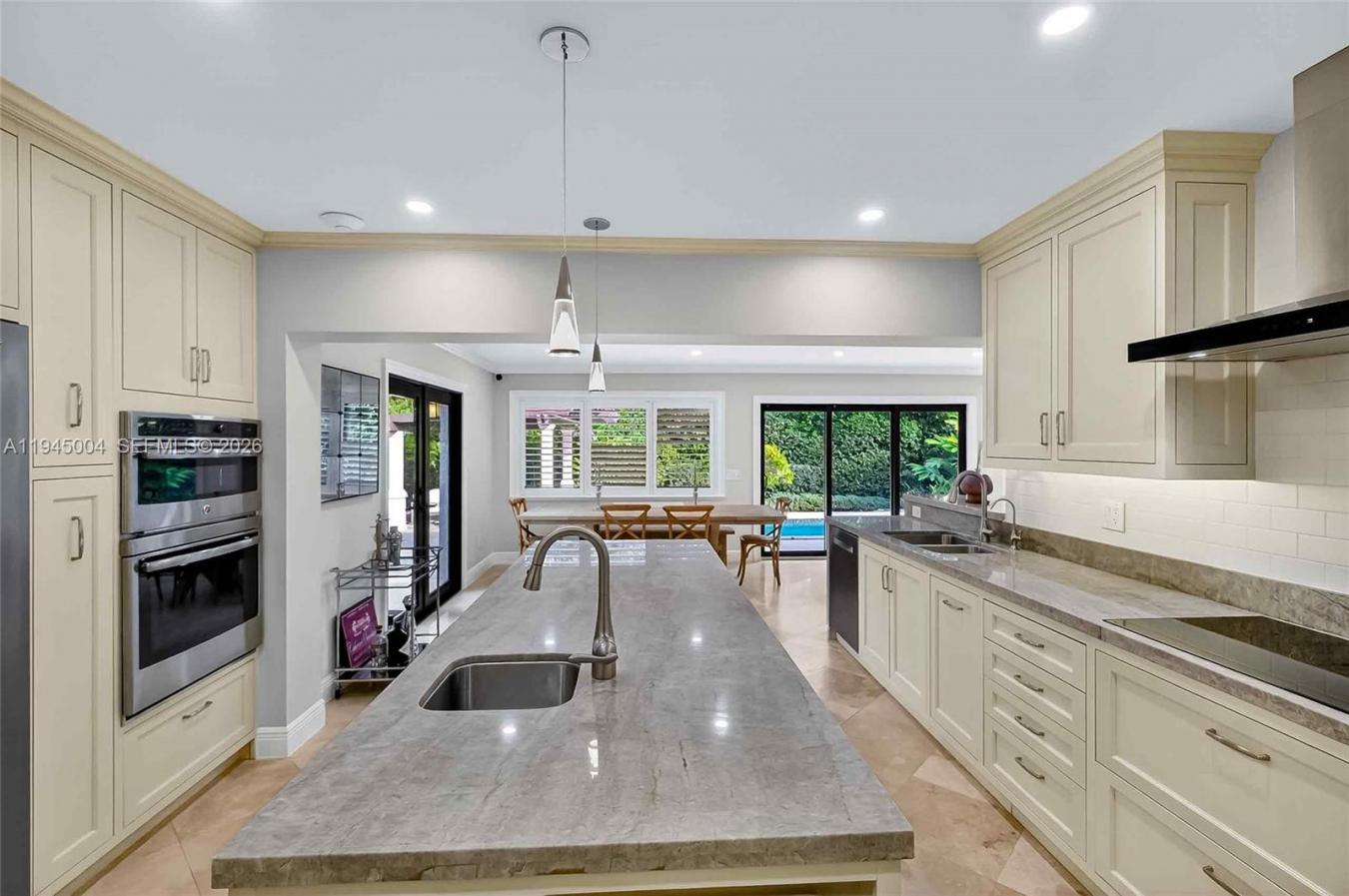 Palmetto Bay, Florida, 33158, United States, 4 Bedrooms Bedrooms, ,3 BathroomsBathrooms,Residential,For Sale,2010857