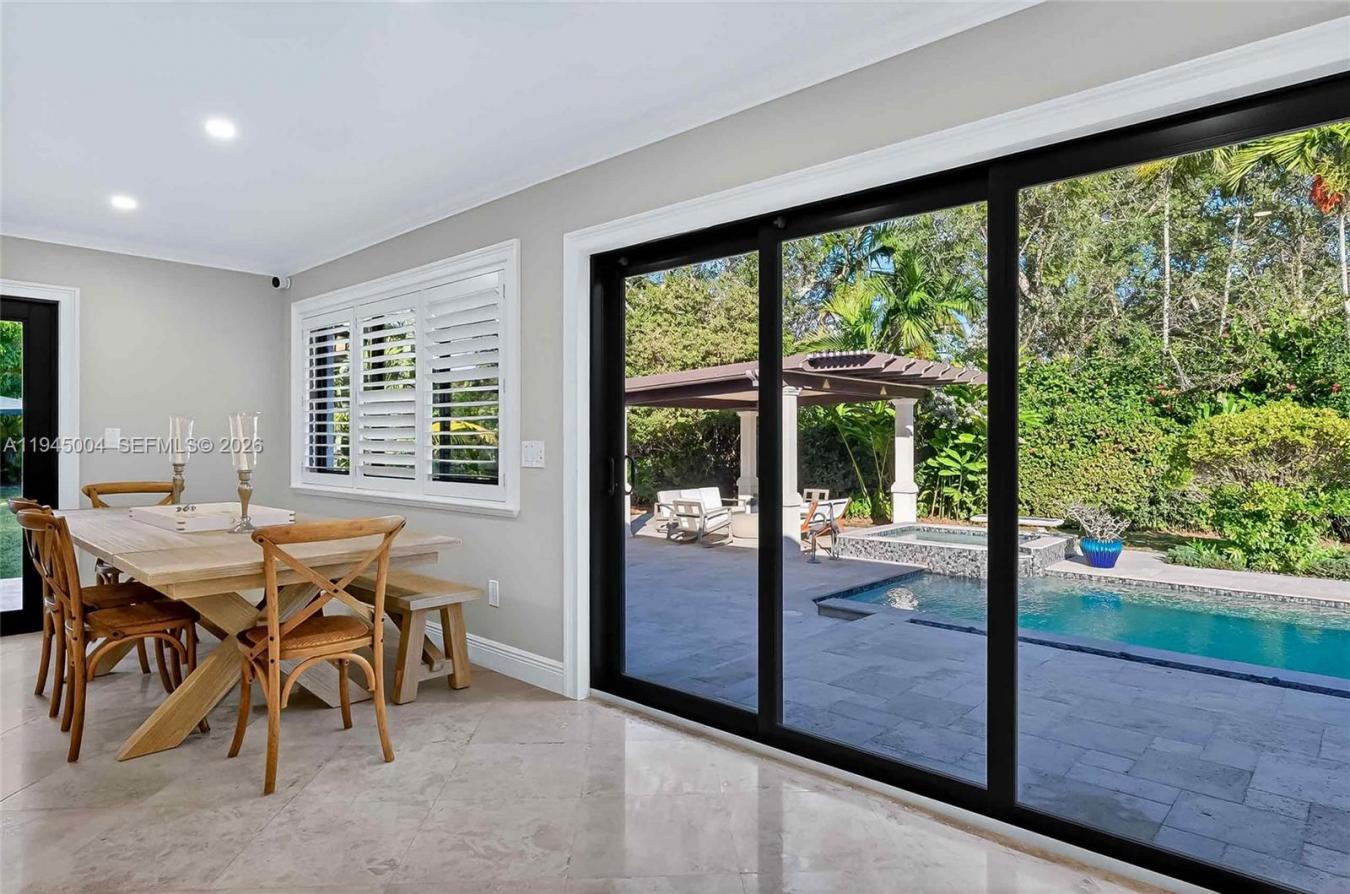 Palmetto Bay, Florida, 33158, United States, 4 Bedrooms Bedrooms, ,3 BathroomsBathrooms,Residential,For Sale,2010857