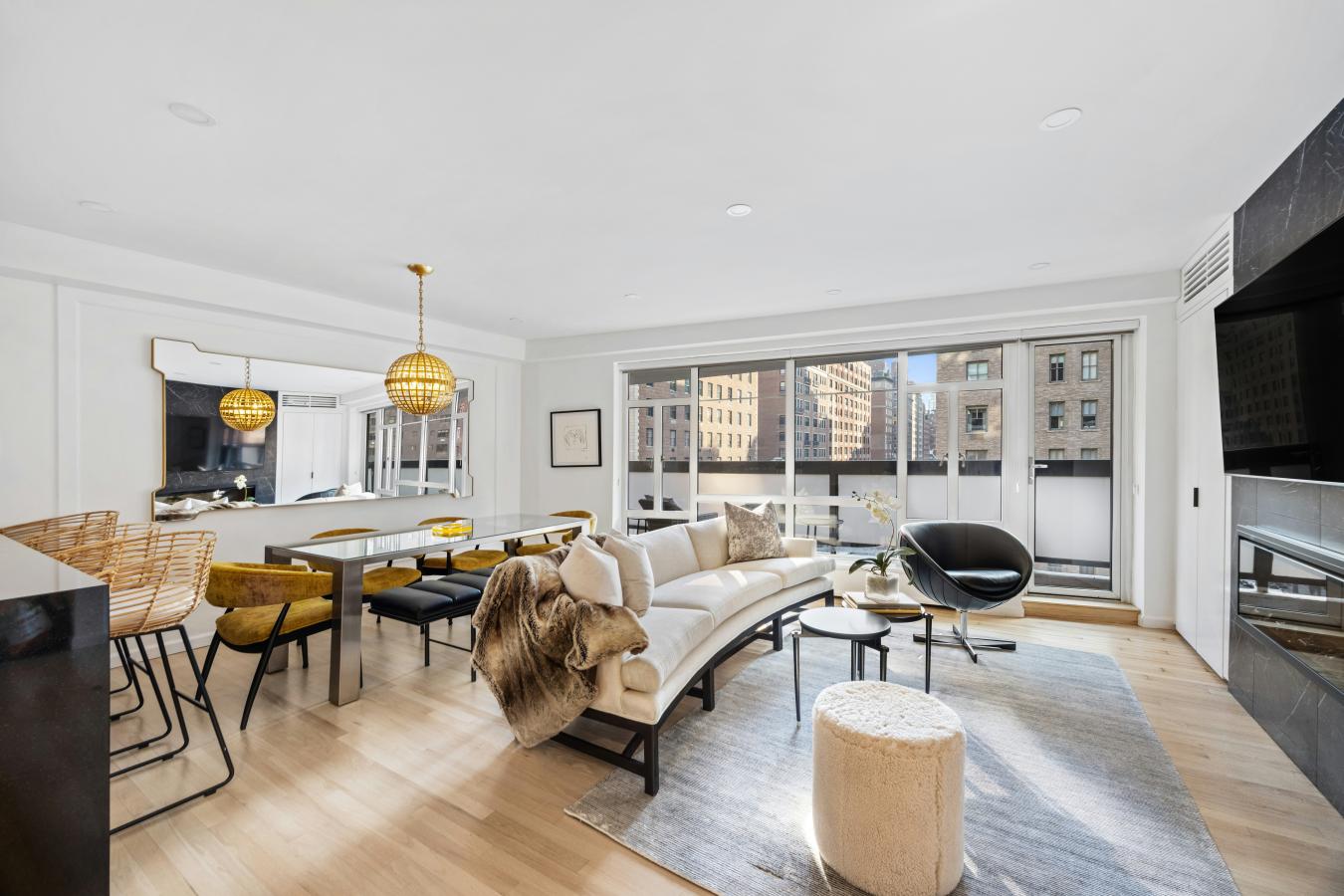 New York, New York, 10021, United States, 1 Bedroom Bedrooms, ,1 BathroomBathrooms,Residential,For Sale,2010856