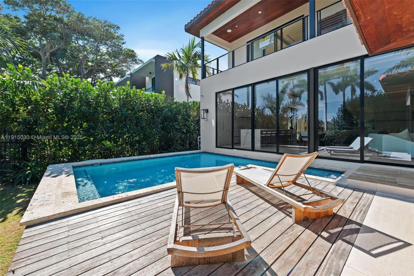 Miami Beach, Miami-Dade County, 33140, United States, ,Residential,For Sale,2011029