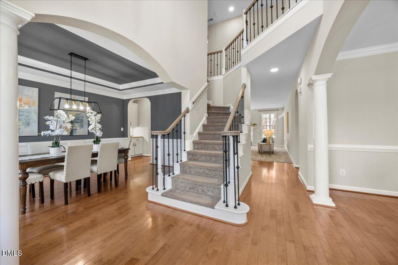 Hillsborough, Orange, 27278, United States, 5 Bedrooms Bedrooms, ,4 BathroomsBathrooms,Residential,For Sale,2011027