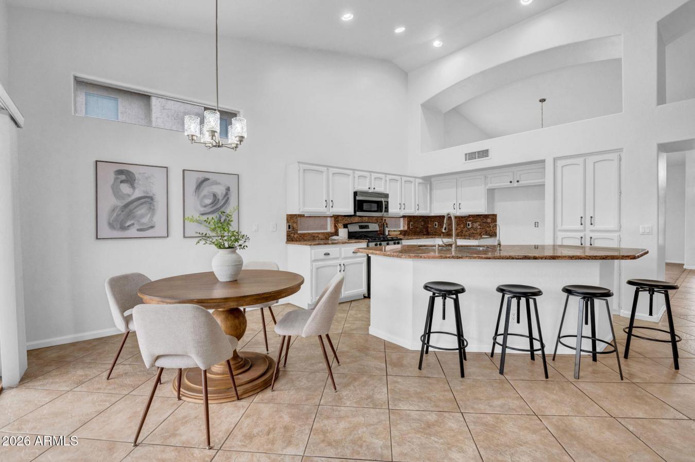 Gilbert, Maricopa, 85233, United States, 3 Bedrooms Bedrooms, ,2 BathroomsBathrooms,Residential,For Sale,2011022