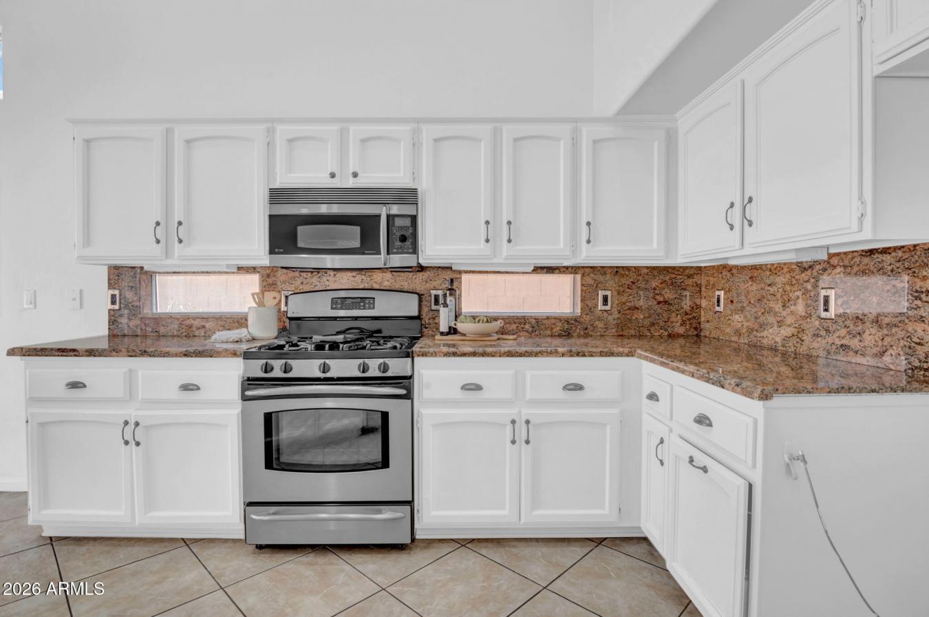 Gilbert, Maricopa, 85233, United States, 3 Bedrooms Bedrooms, ,2 BathroomsBathrooms,Residential,For Sale,2011022