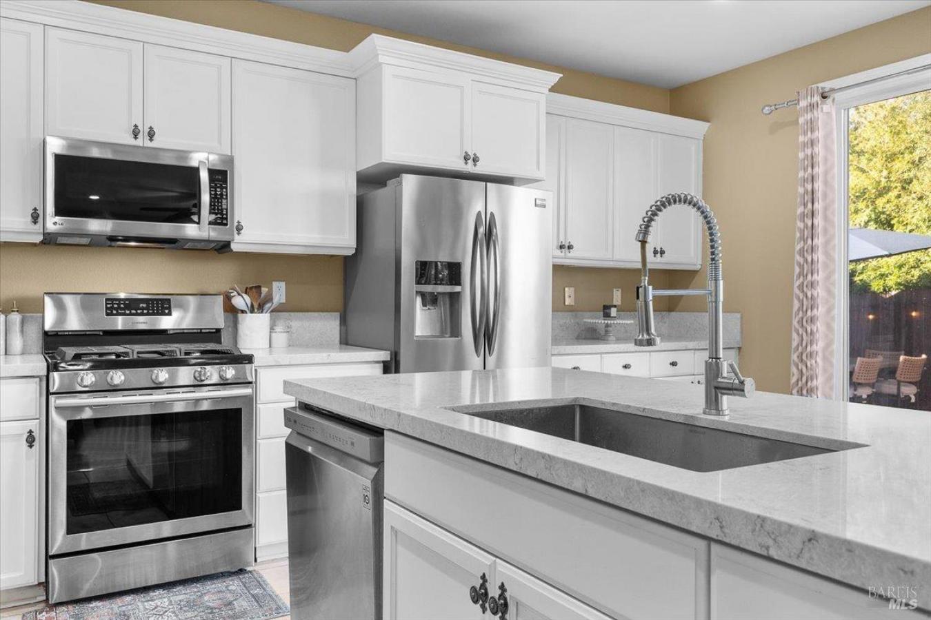 Santa Rosa, Sonoma, 95403, United States, 3 Bedrooms Bedrooms, ,2 BathroomsBathrooms,Residential,For Sale,2011023