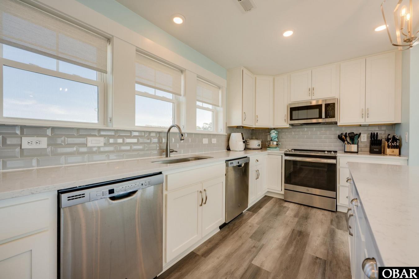 Corolla, Currituck, 27927, United States, 7 Bedrooms Bedrooms, ,7 BathroomsBathrooms,Residential,For Sale,2013599