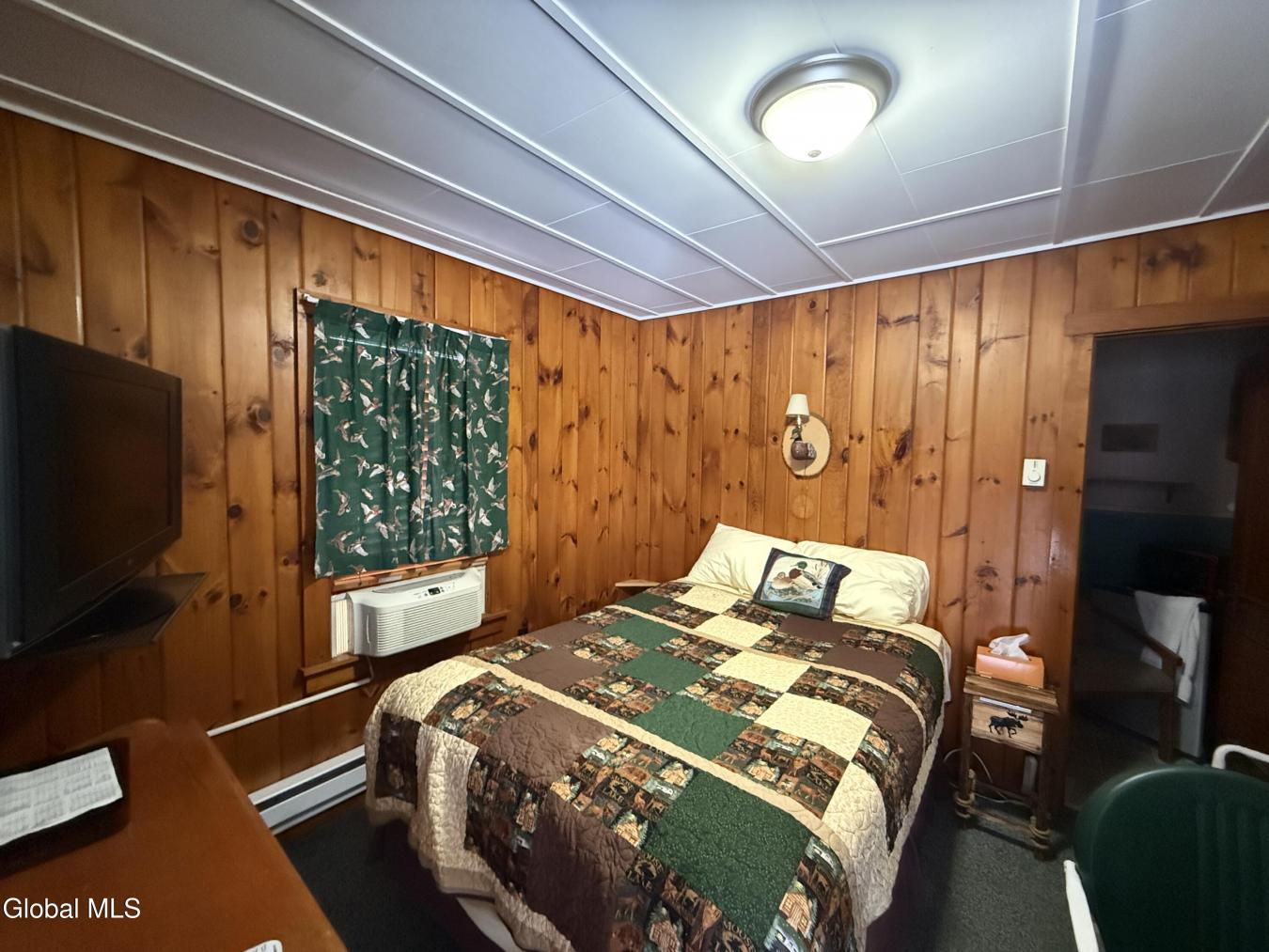 Chester, Warren, 12817, United States, 14 Bedrooms Bedrooms, ,13 BathroomsBathrooms,Residential,For Sale,2011386