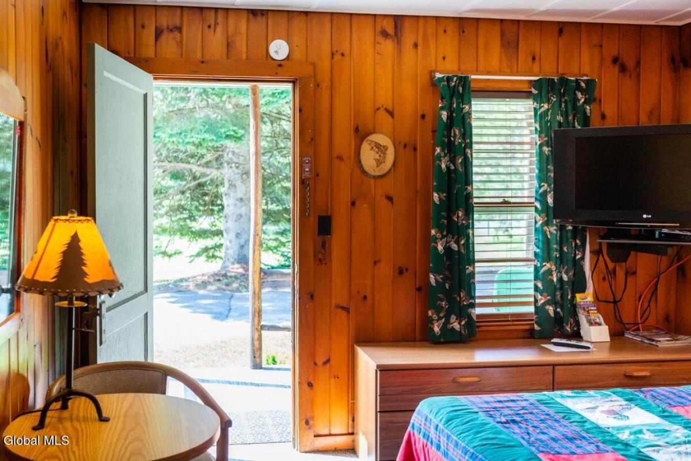 Chester, Warren, 12817, United States, 14 Bedrooms Bedrooms, ,13 BathroomsBathrooms,Residential,For Sale,2011386