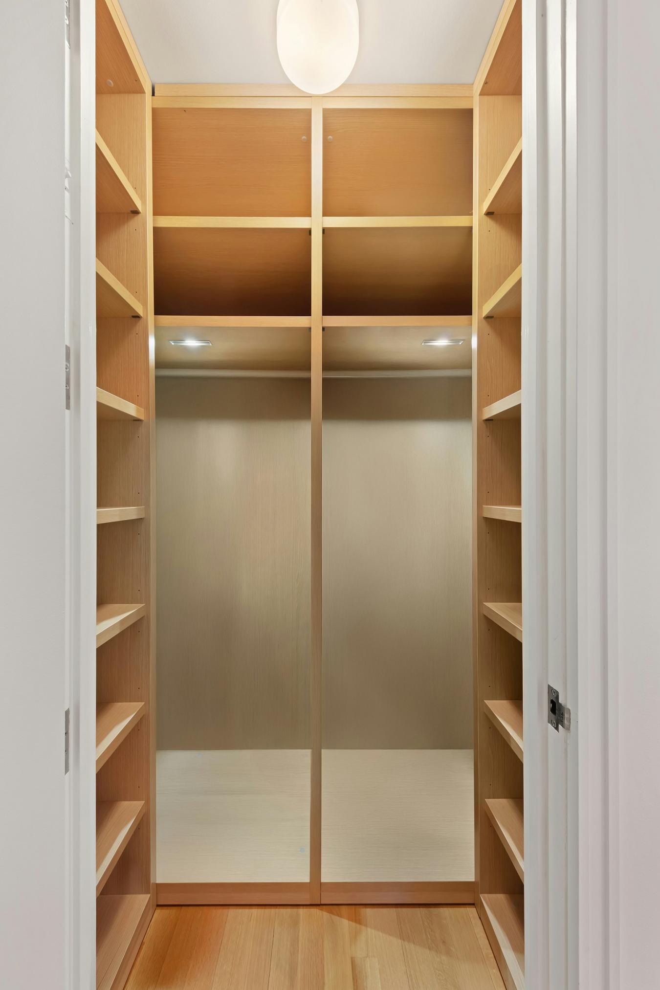 New York, New York, 10022, United States, 3 Bedrooms Bedrooms, ,3 BathroomsBathrooms,Residential,For Sale,2011173