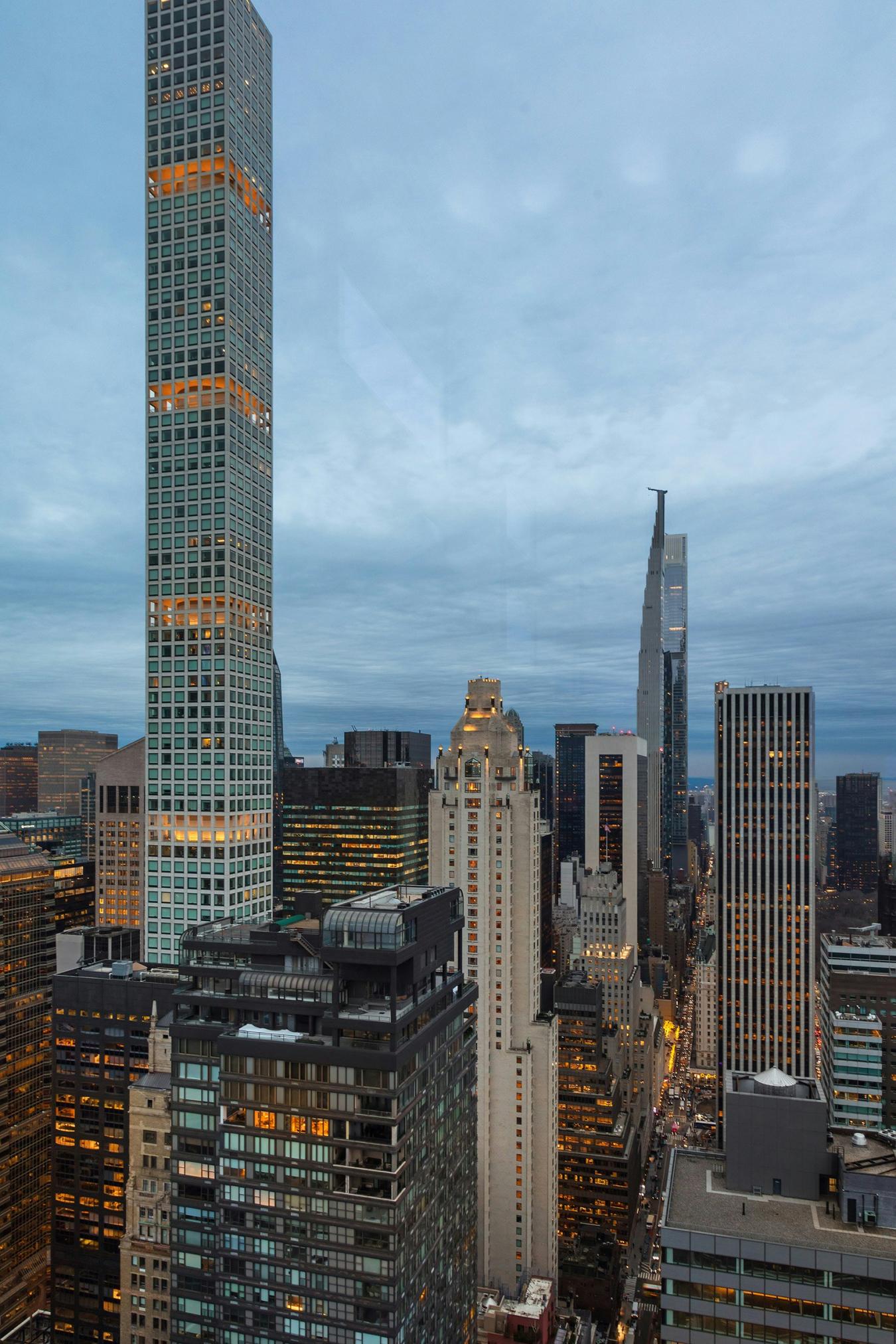 New York, New York, 10022, United States, 3 Bedrooms Bedrooms, ,3 BathroomsBathrooms,Residential,For Sale,2011173