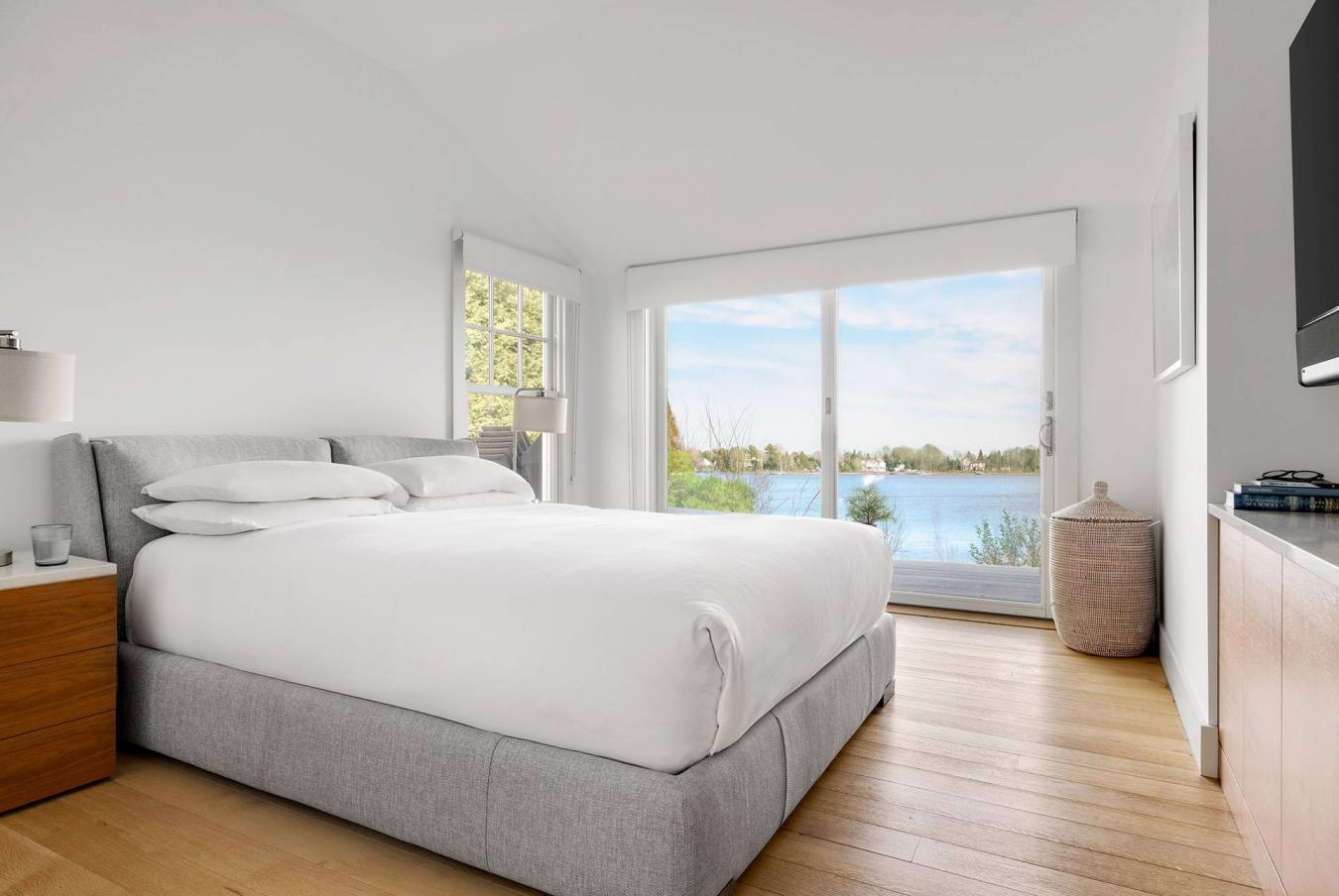 Sag Harbor, New York, 11963, United States, 4 Bedrooms Bedrooms, ,3 BathroomsBathrooms,Residential,For Sale,2011172