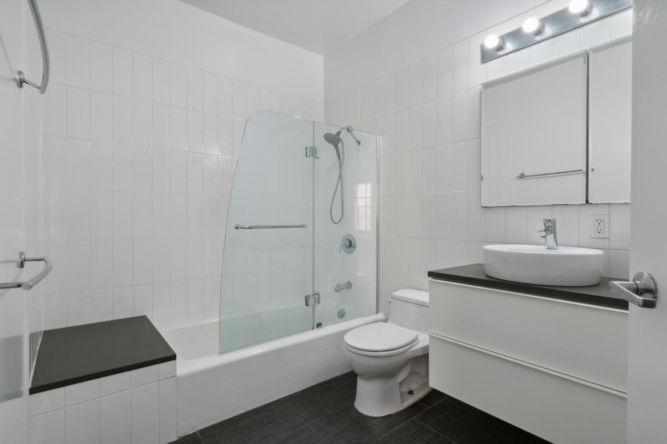 Central Harlem, New York, 10035, United States, 8 Bedrooms Bedrooms, ,4 BathroomsBathrooms,Residential,For Sale,2011169
