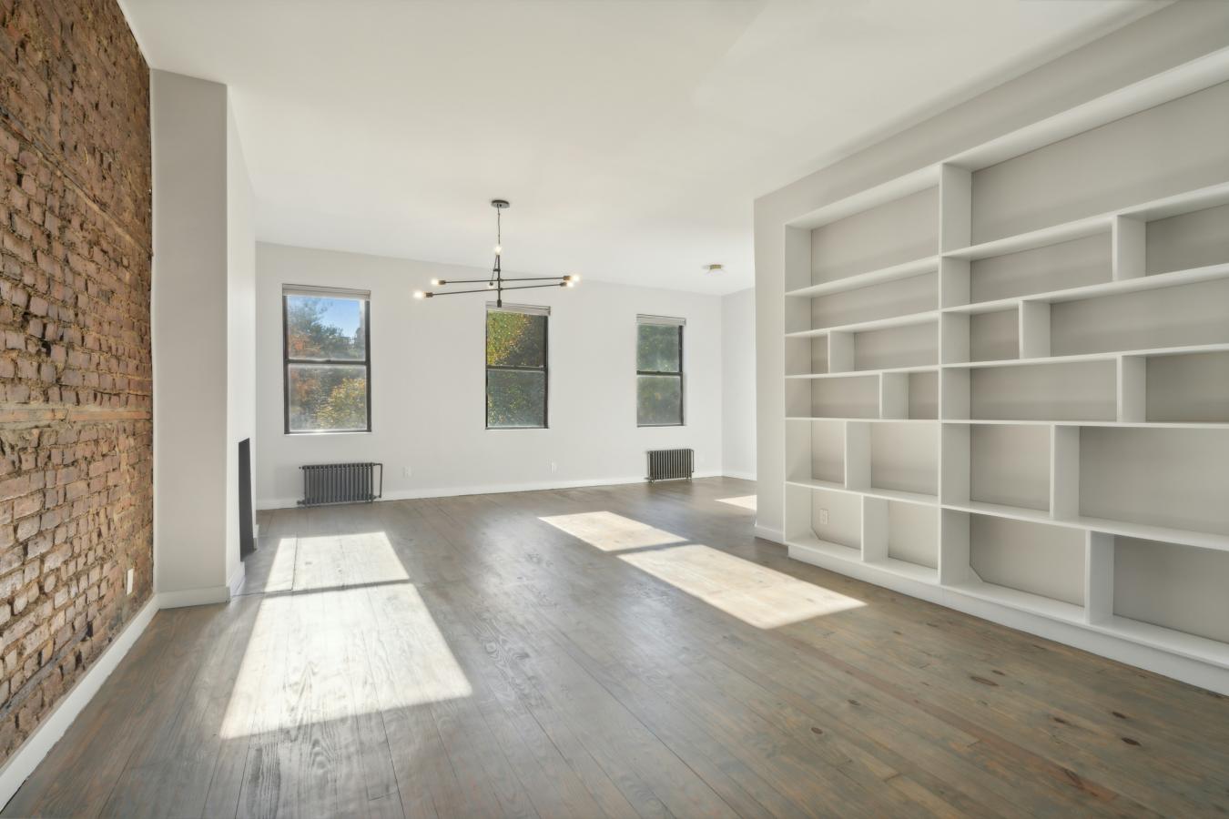 Central Harlem, New York, 10035, United States, 8 Bedrooms Bedrooms, ,4 BathroomsBathrooms,Residential,For Sale,2011169