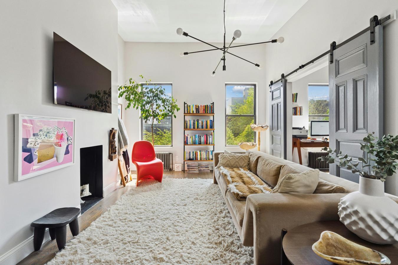 Central Harlem, New York, 10035, United States, 8 Bedrooms Bedrooms, ,4 BathroomsBathrooms,Residential,For Sale,2011169