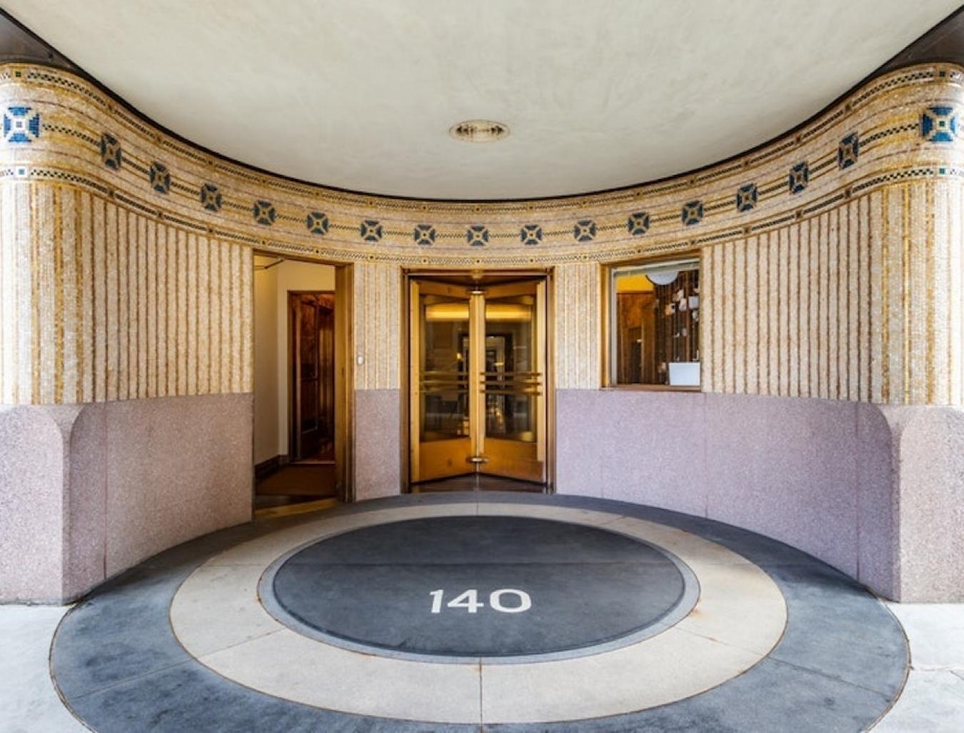 New York, New York, 10024, United States, 3 Bedrooms Bedrooms, ,2 BathroomsBathrooms,Residential,For Sale,2011170