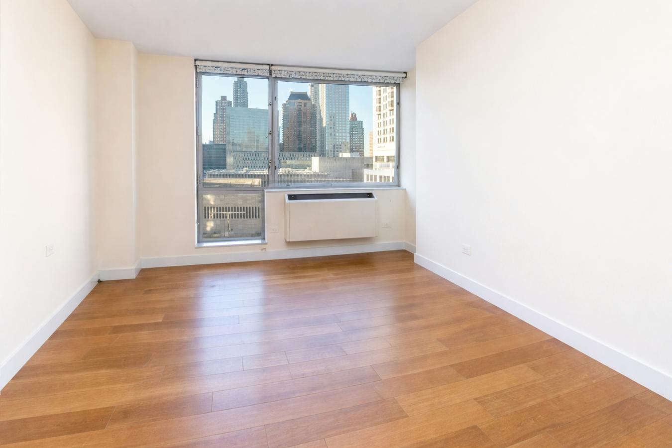 New York, New York, 10023, United States, 2 Bedrooms Bedrooms, ,2 BathroomsBathrooms,Residential,For Sale,2011167